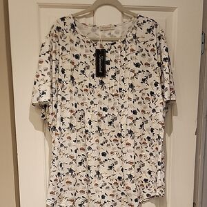 1\2 Pleated White Floral Short Sleeve Top